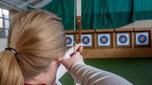 Воспитанница Дворца на Миусах взяла золото по стрельбе из лука на всероссийских соревнованиях